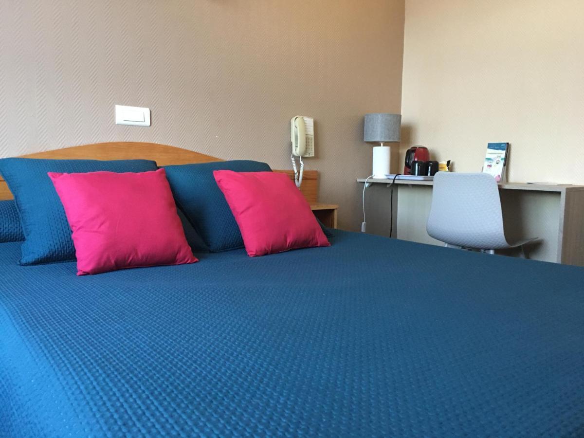 Hotel Le Pasteur 鲁瓦扬 外观 照片