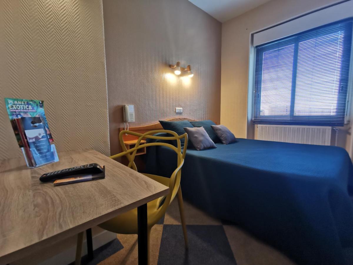 Hotel Le Pasteur 鲁瓦扬 外观 照片